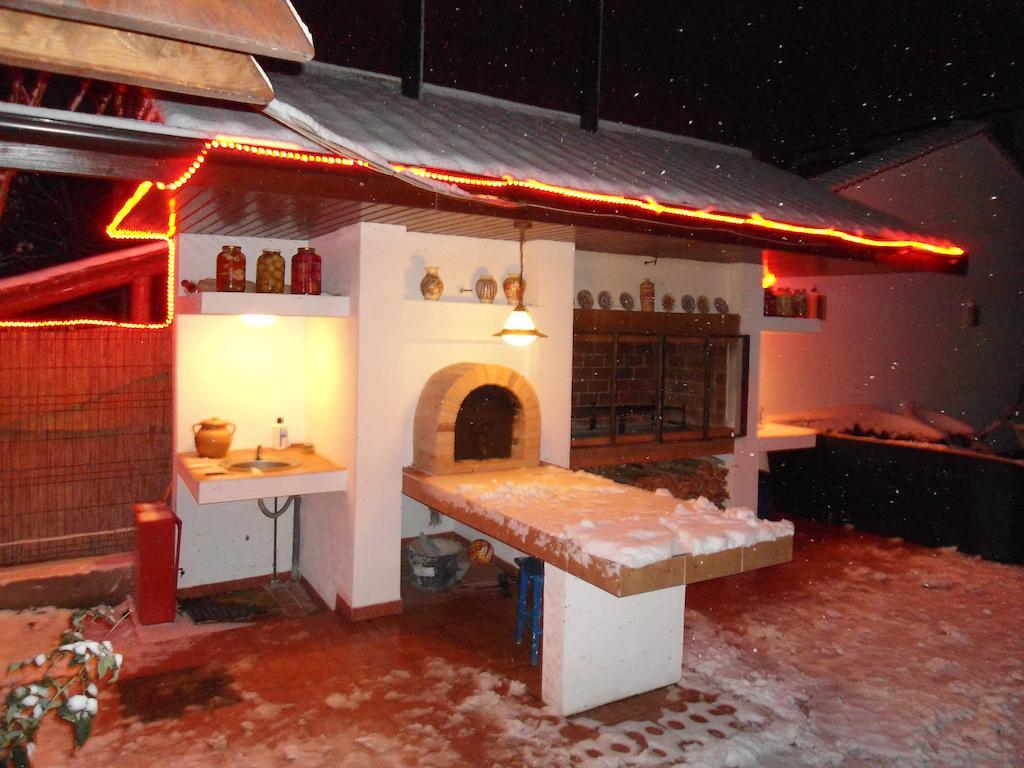 Pensiunea La Dolce Vita Băile Herculane Exterior photo
